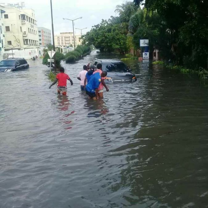 18952561_830059647145555_1777910135569507068_n